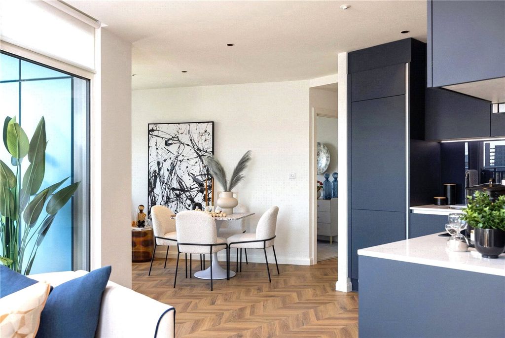 Property photo 3 of 15 Living Room