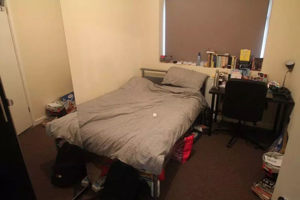 Property photo 3 of 11