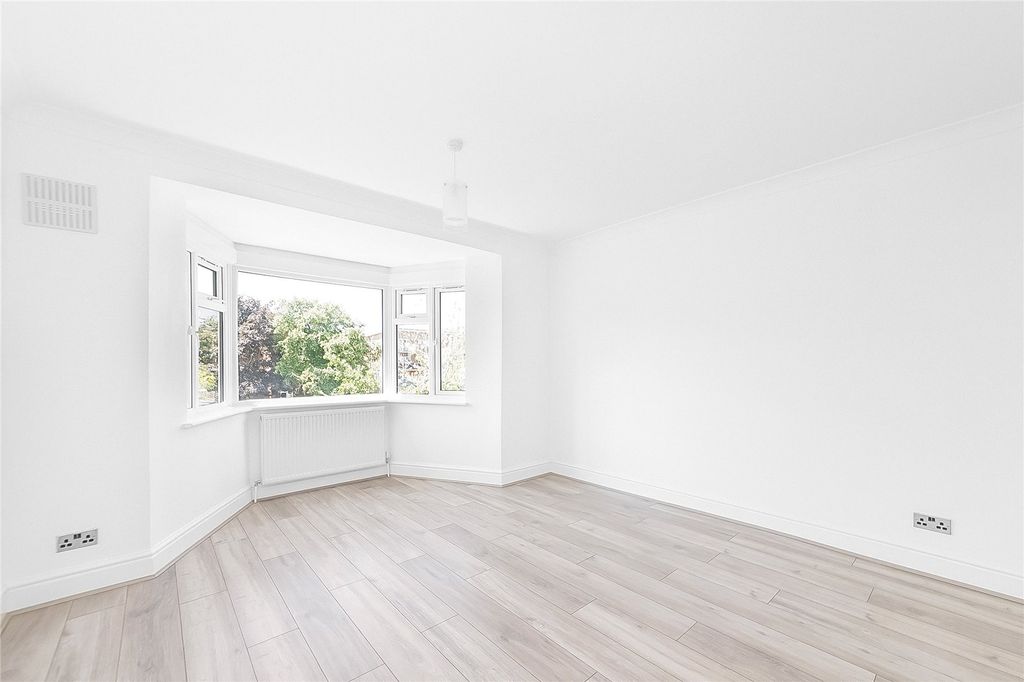 Property photo 1 of 13 Picture No. 01
