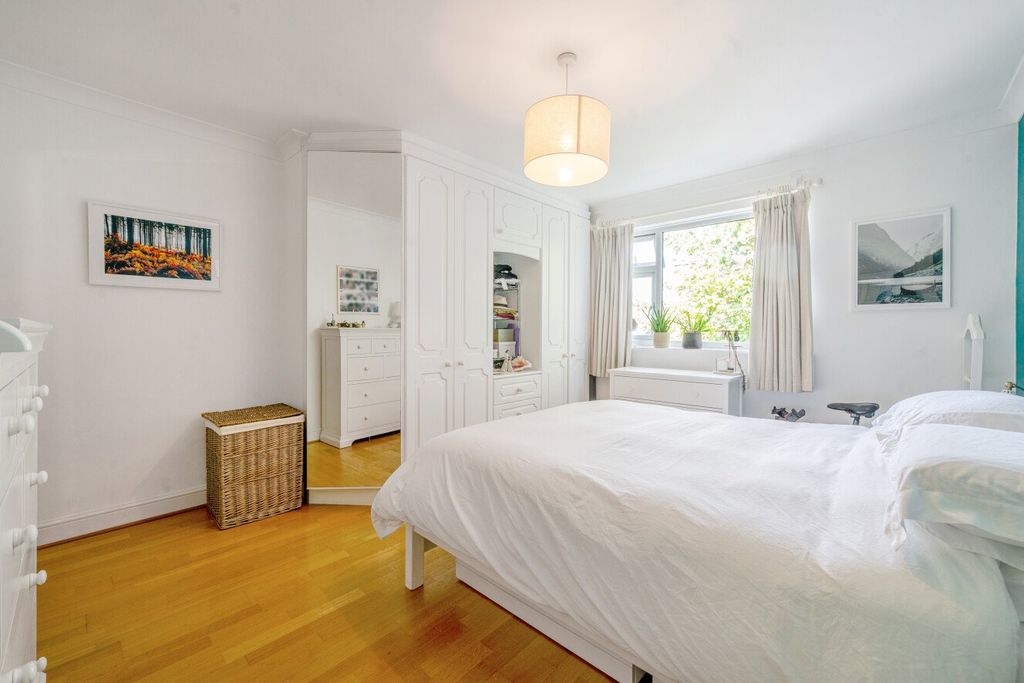 Property photo 2 of 12 Picture No. 03