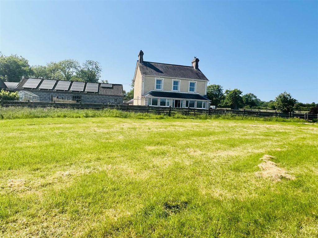 Property photo 1 of 24 66CE7F59-87Ca-403A-B4E1-B13Deeb6Dee8.Jpeg