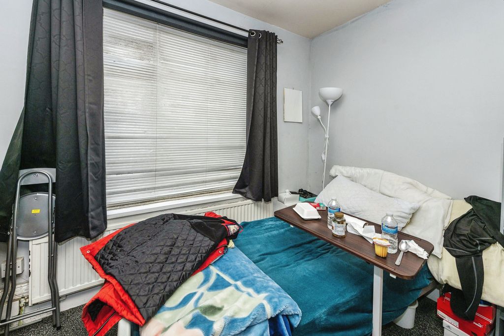 Property photo 2 of 15 Photography