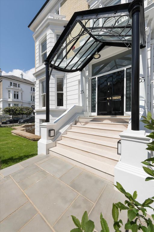 Additional image 28 of 8 bed detached house to rentUpper Phillimore Gardens, Kensington, London W8