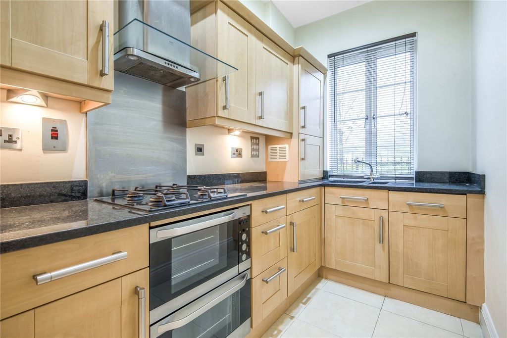 Property photo 3 of 9 Picture No. 04