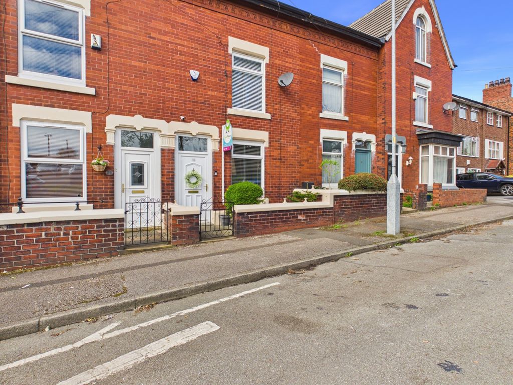 Property photo 1 of 25 Cam03729G0-Pr0292-Still020