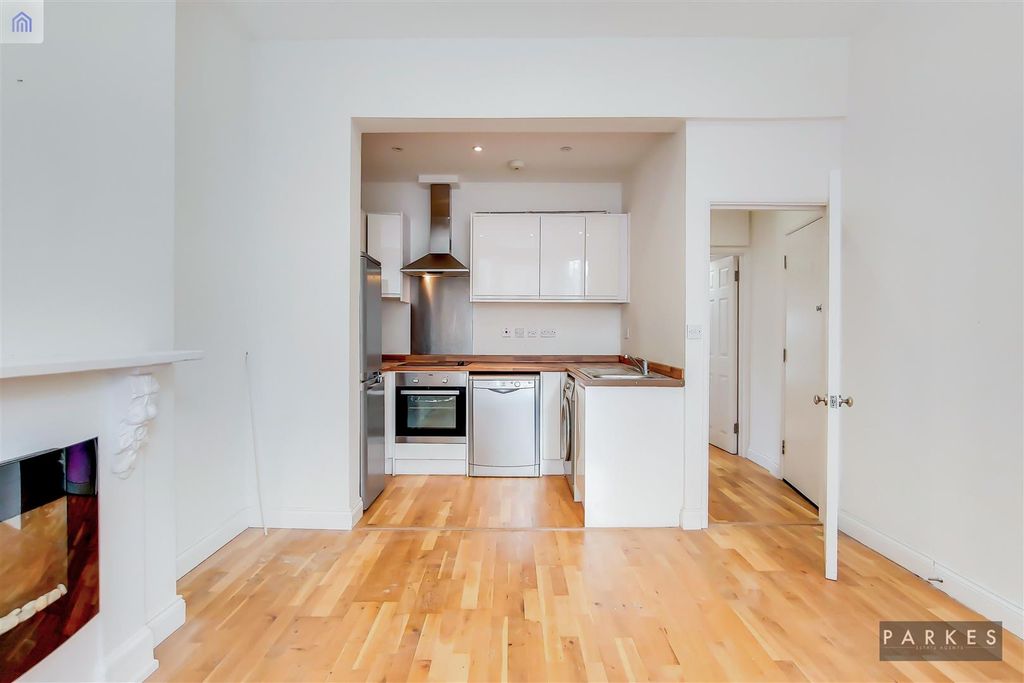 Property photo 3 of 9 Property Photo