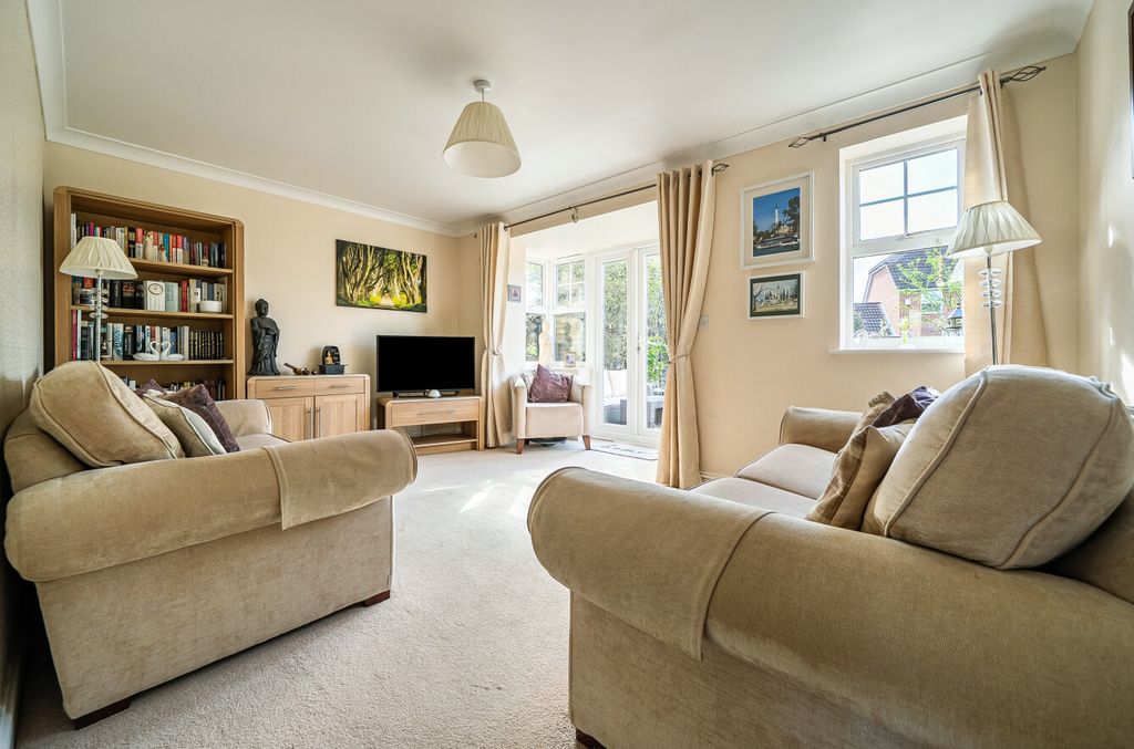 Property photo 3 of 33 Reception