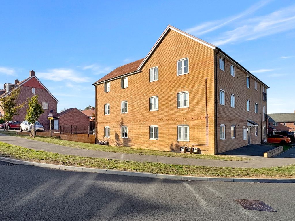 Property photo 1 of 10 5567810