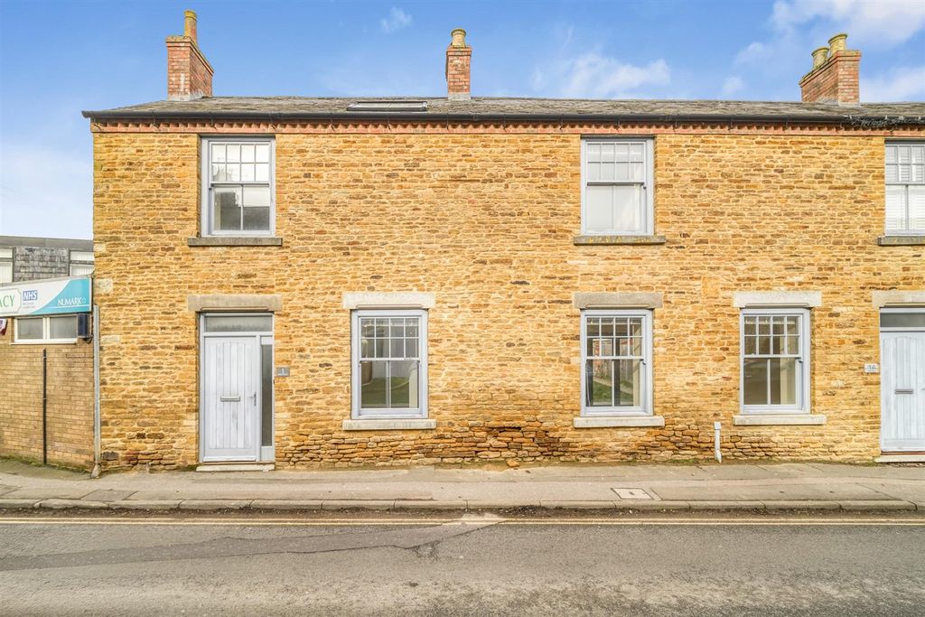 Property photo 1 of 22