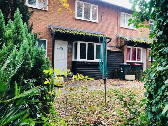 Property photo 1 of 7 Front (Exterior)