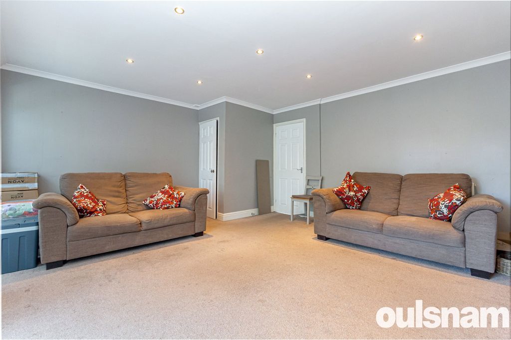 Property photo 2 of 17 Picture No. 18