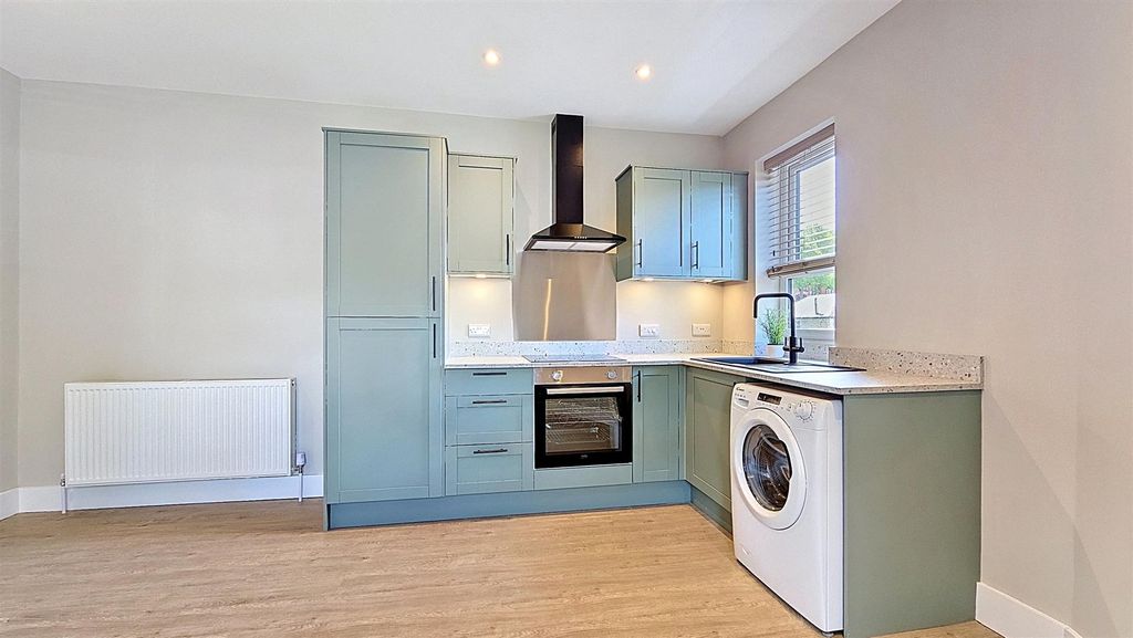 Property photo 1 of 10 Kitchen Area.Jpg