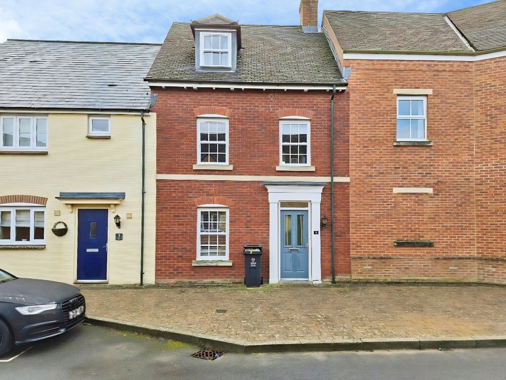 Property photo 1 of 2