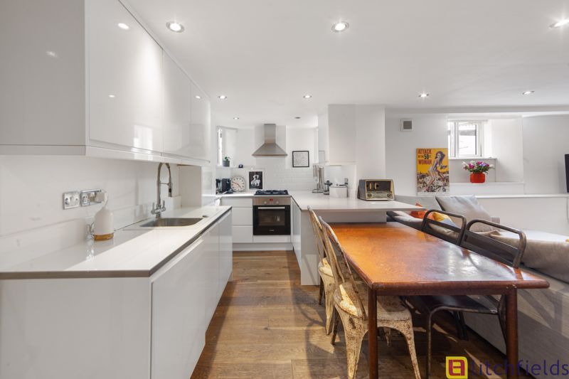 Property photo 2 of 10 Kitchen/Dining