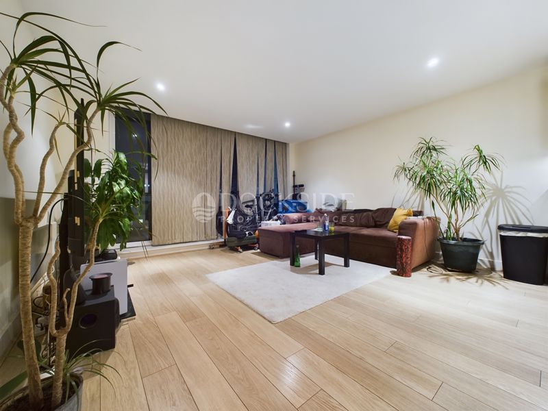 Property photo 2 of 9 Photo 3