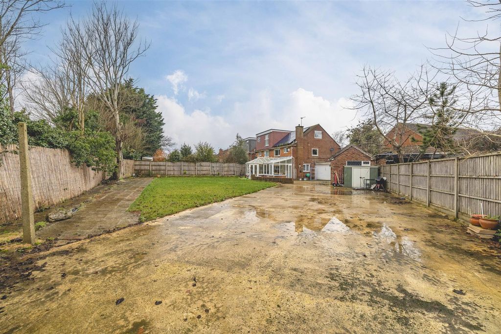 Property photo 2 of 23 Rb23 (18 Of 26).Jpg