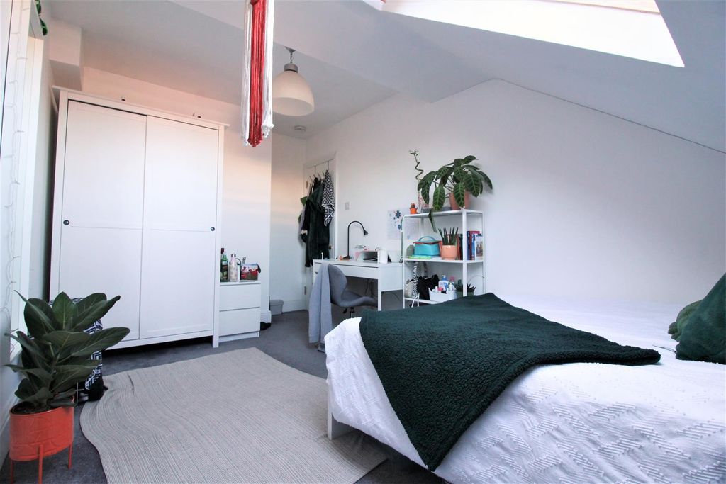 Property photo 3 of 5 Img_2433.Jpg
