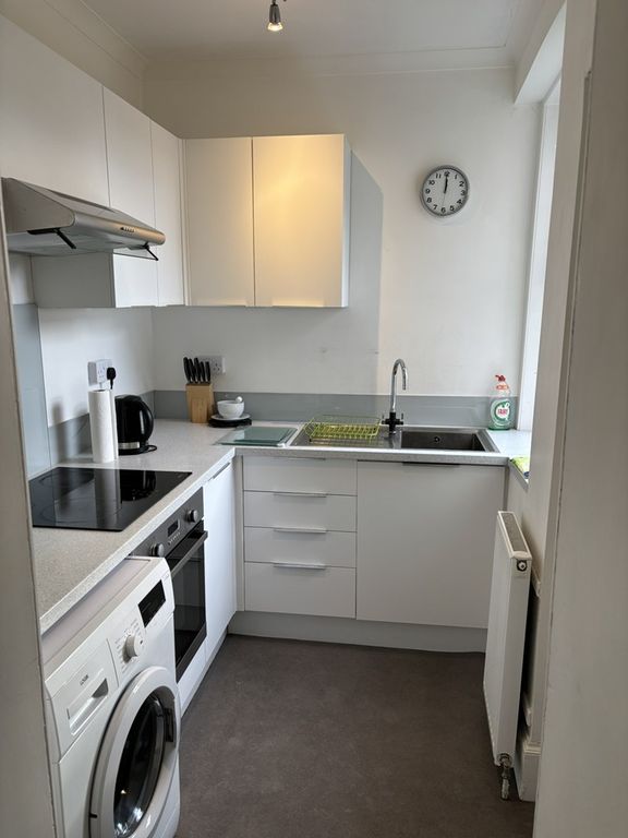 Property photo 3 of 5 21 BT 2