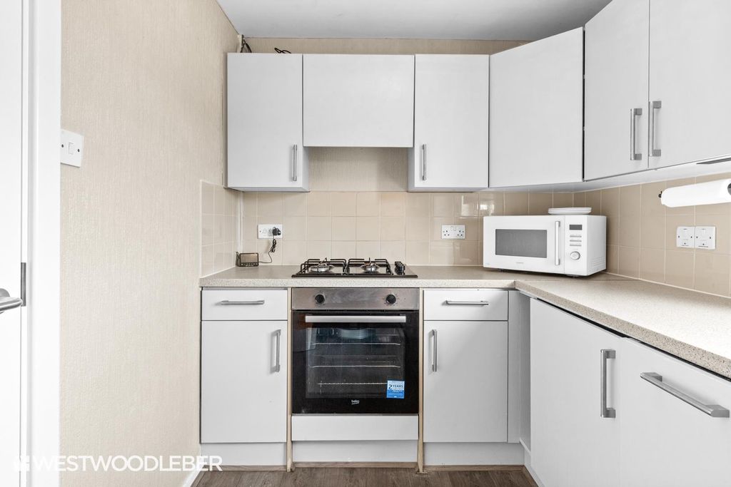 Property photo 3 of 14 Mylnecourt_9.Jpg