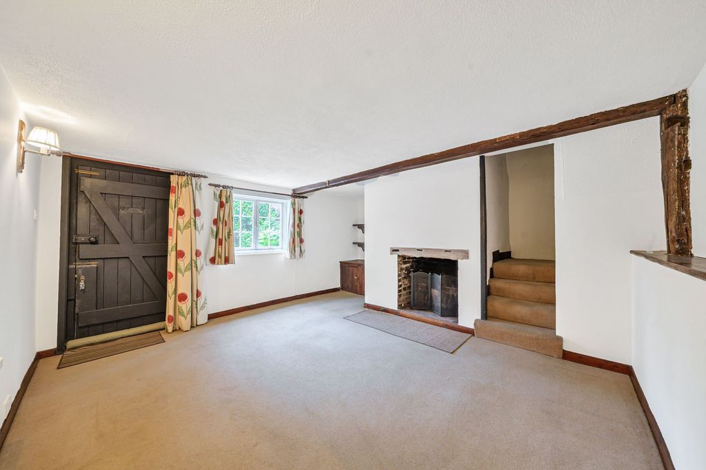 Property photo 2 of 22