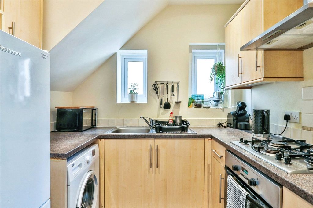 Property photo 2 of 15 Picture No. 02