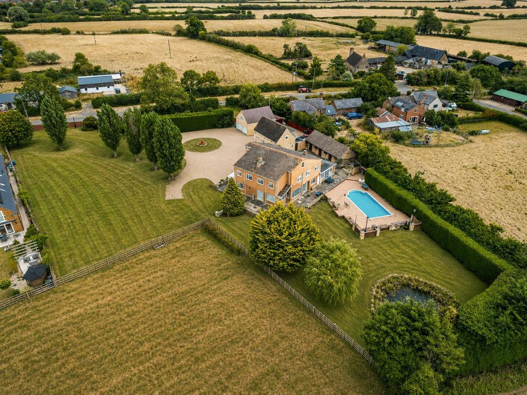 Property photo 2 of 65 Drone 1