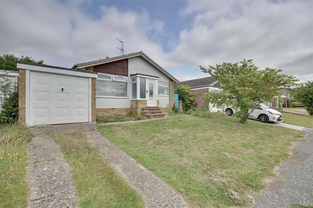 Property photo 1 of 12 1Ac94F3D-A7Ad-4734-A4B0-65Ba38913F5A_1_201_A.Jpeg