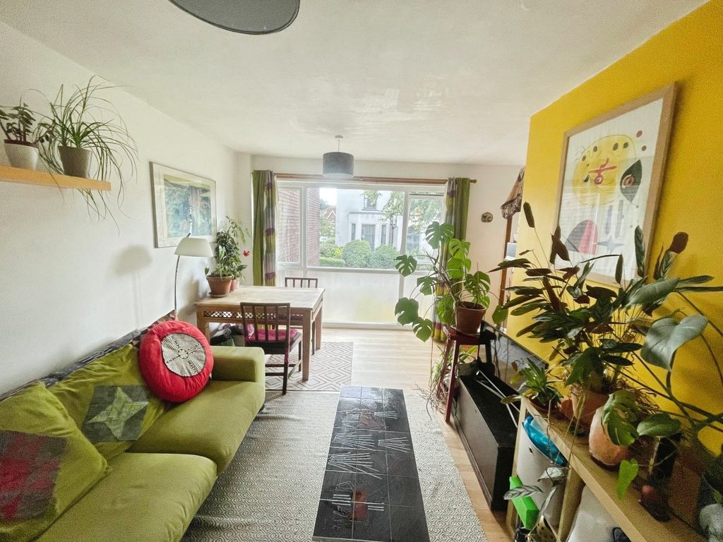 Property photo 3 of 9 Picture No. 06