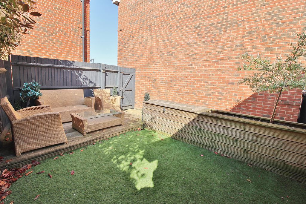 Property photo 3 of 13