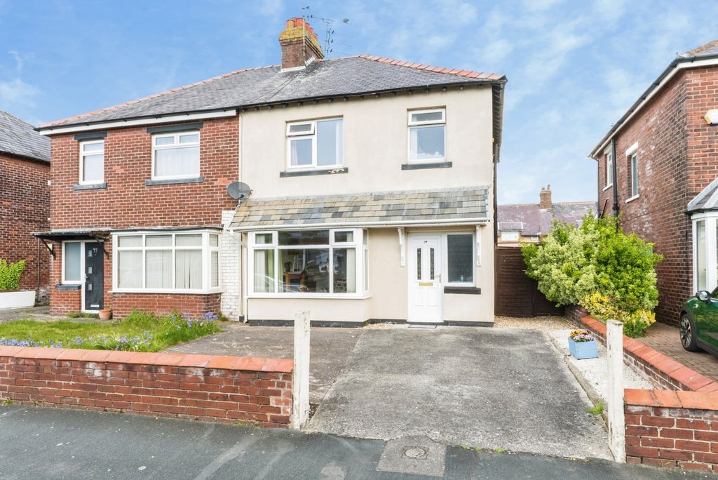 Property photo 1 of 15 Pbox-Img.Jpg
