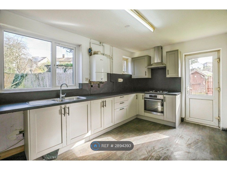 Property photo 2 of 13 Kitchen