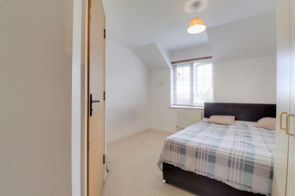 Property photo 3 of 4