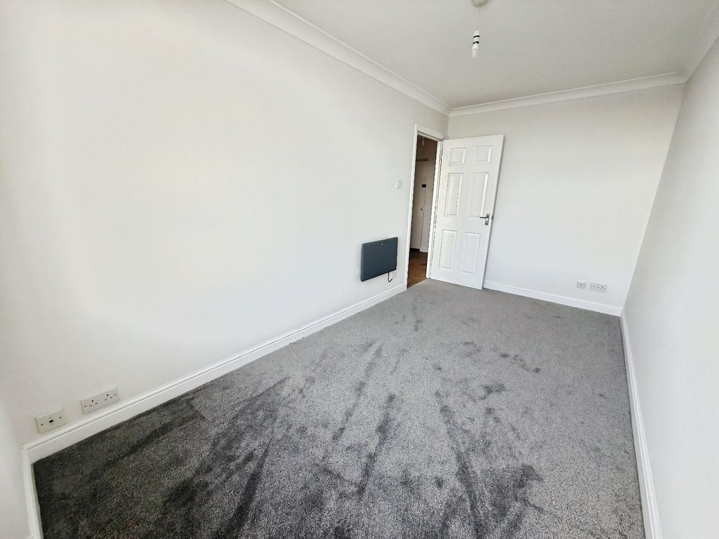 Property photo 3 of 29 Bedroom