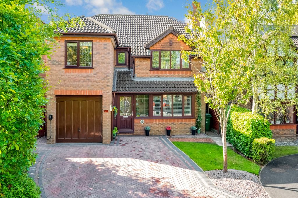Property photo 1 of 30 4523122