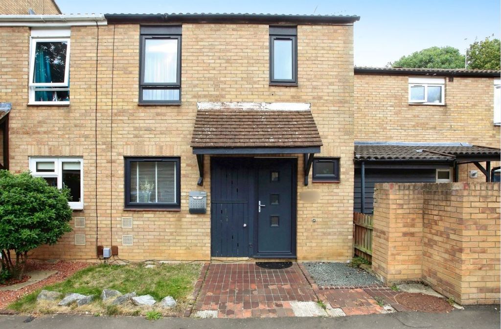 Property photo 1 of 12