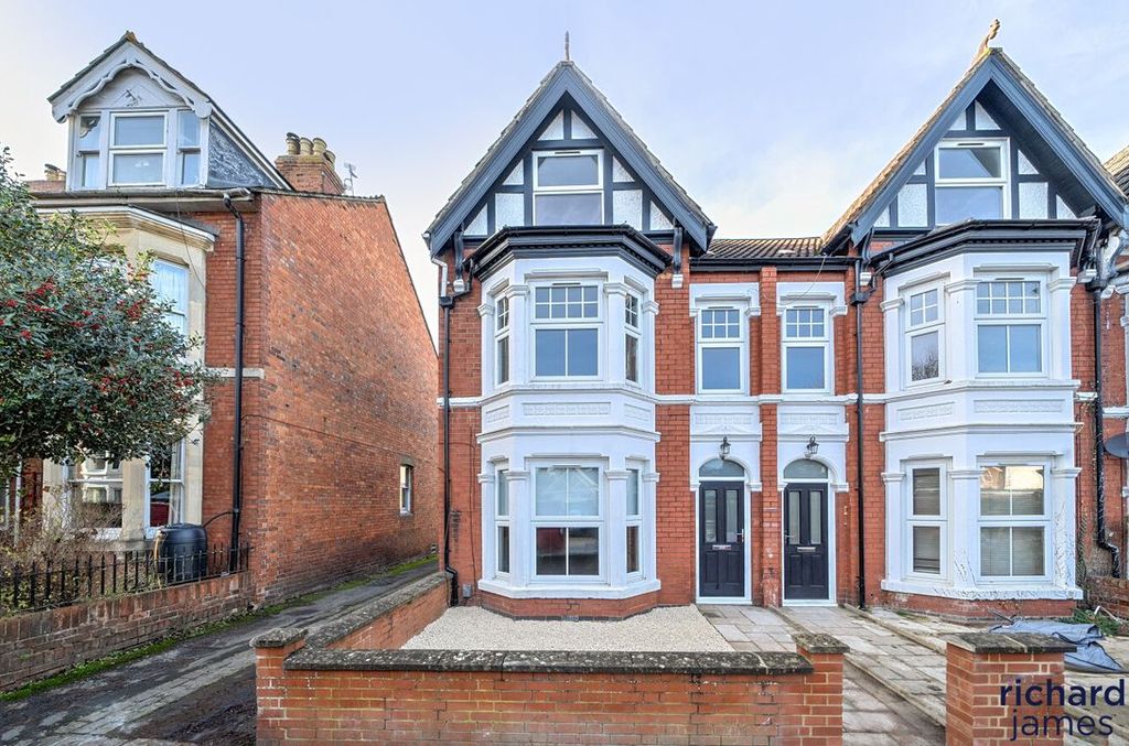 Property photo 1 of 21 463Fb1Ebfbc5424Fa4F5A6669259c7Fc