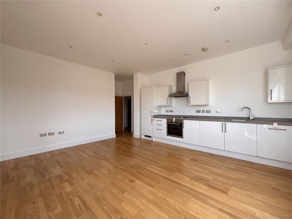 Property photo 2 of 12 Picture No. 07