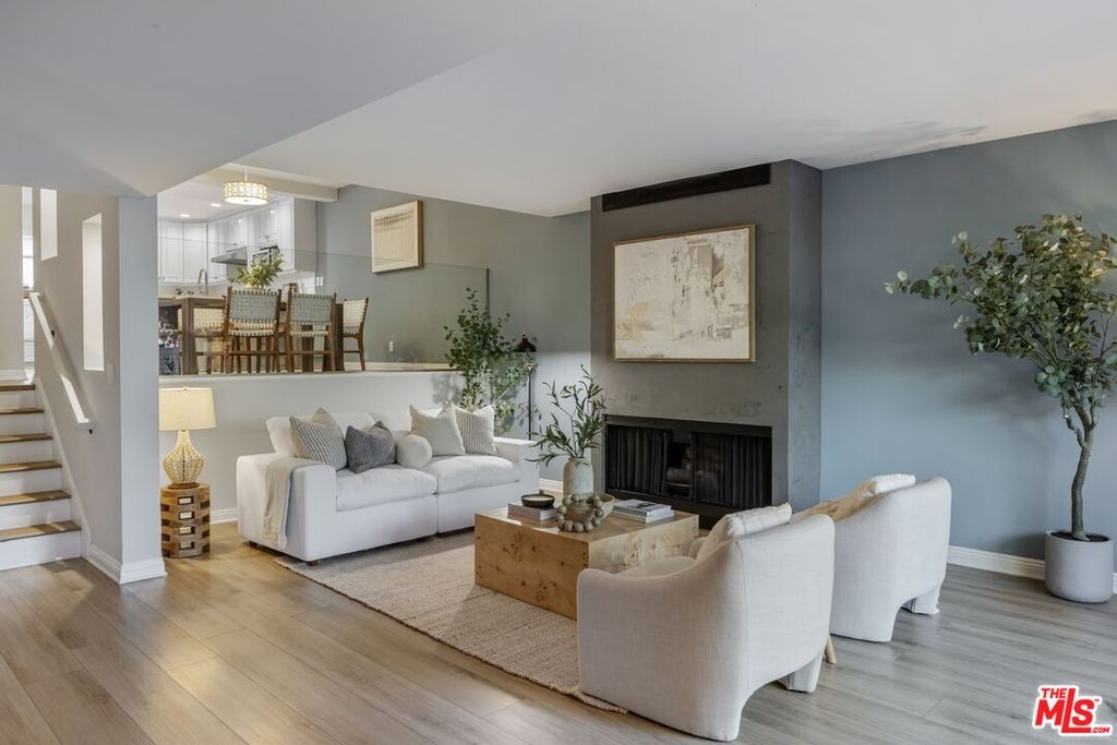 Property photo 1 of 25