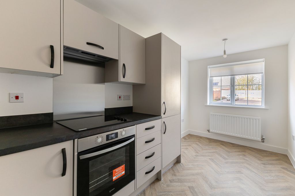 Property photo 2 of 7 Photo