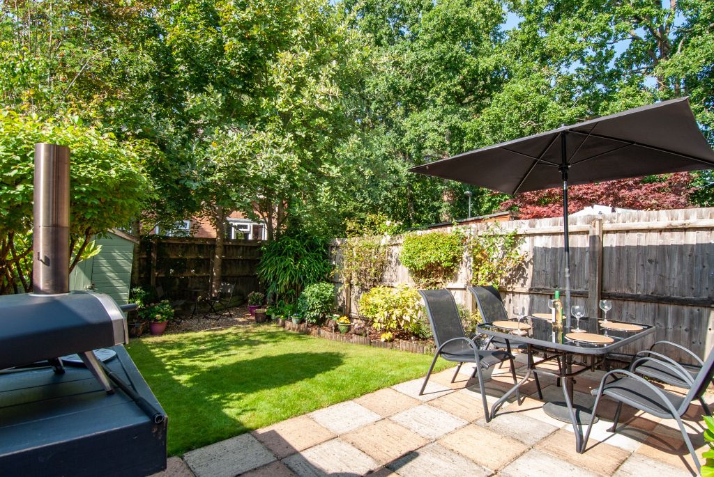 Property photo 2 of 19