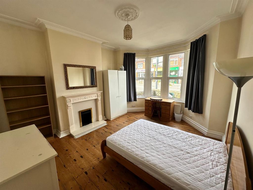 Property photo 2 of 18 Whatsapp Image 2025-11-25 At 08.47.35_4F8De734.Jpg