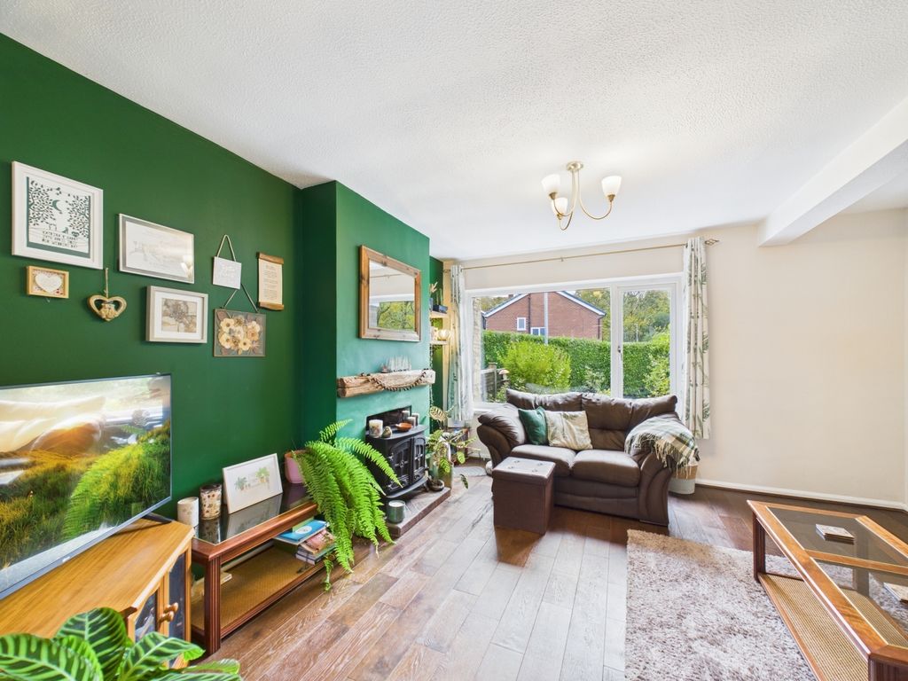 Property photo 3 of 25 Living Room