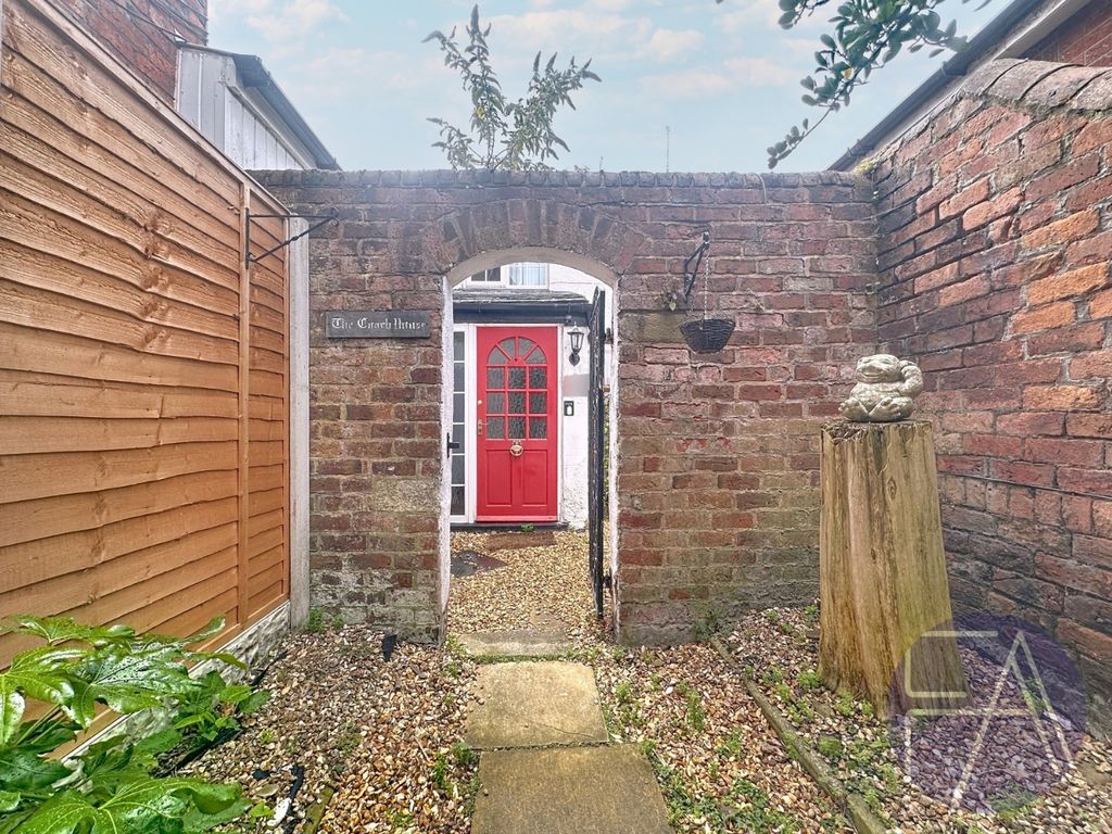 Property photo 2 of 35 4535132