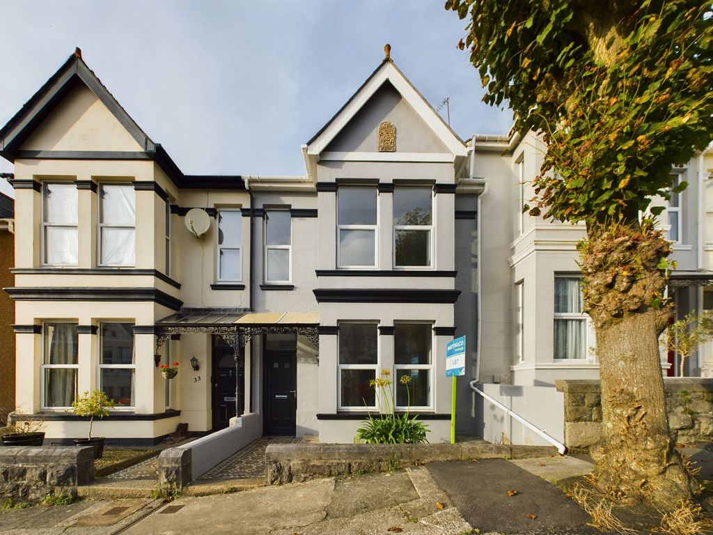 Property photo 3 of 39 Cam03974G0-Pr0067-Still039