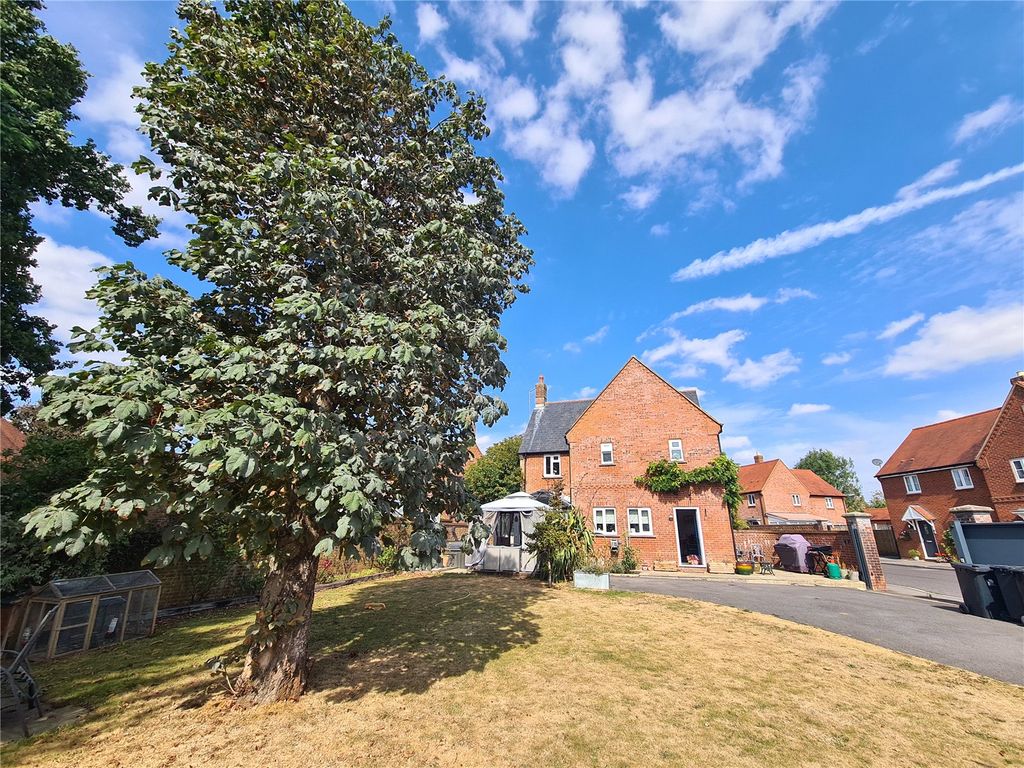 Property photo 1 of 17 Picture No. 30