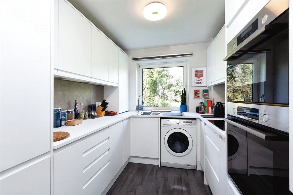 Property photo 1 of 10 Picture No. 09