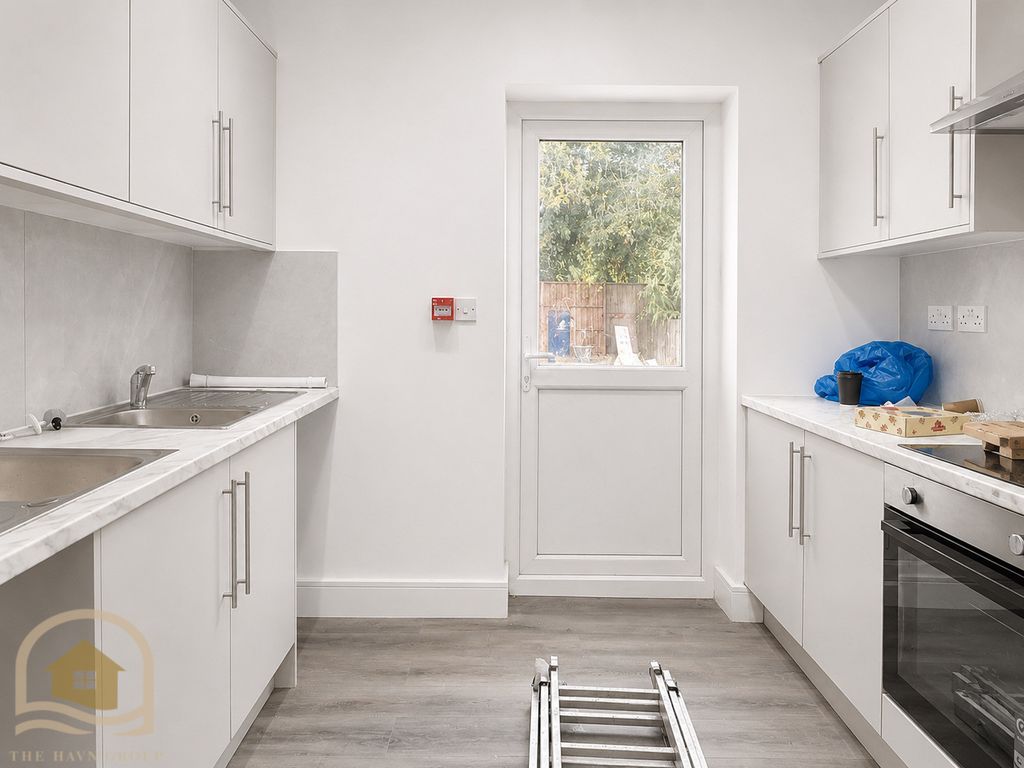 Property photo 1 of 34
