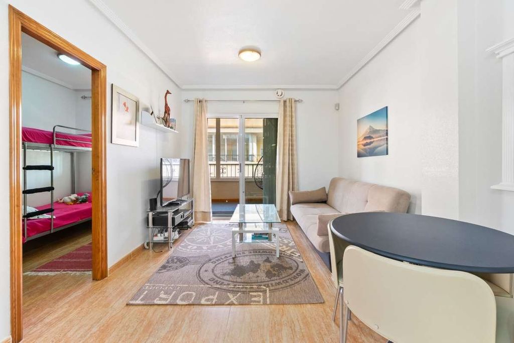 Property photo 2 of 26