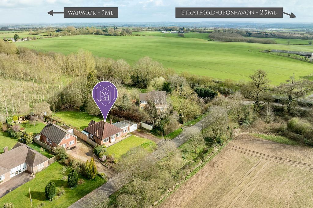 Property photo 2 of 28