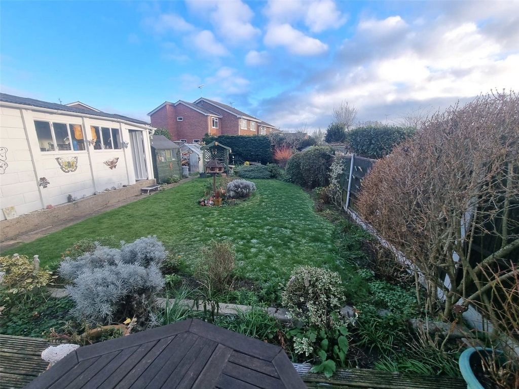 Property photo 2 of 15 Picture No. 05